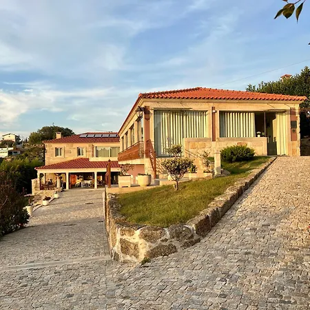 Hétvégi ház Quinta De Villasete Alpendurada